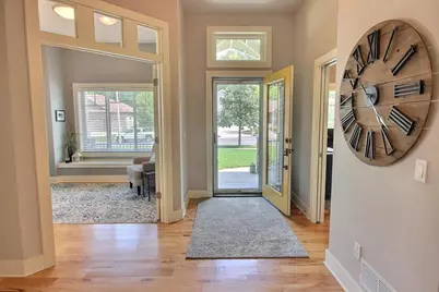 2436 Trevor Way, Madison, WI 53719 - Photo 5