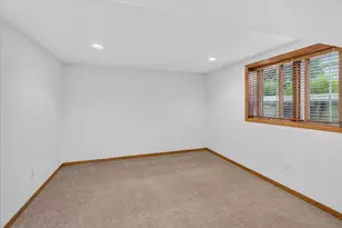 622 Springbrook Cir, DeForest, WI 53532 - Photo 69