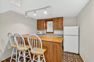 622 Springbrook Cir, DeForest, WI 53532 - Photo 63