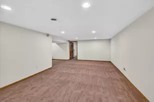 622 Springbrook Cir, DeForest, WI 53532 - Photo 59