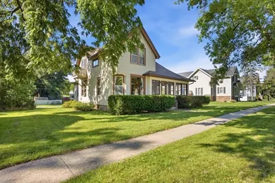 522 Washington Avenue, Wisconsin Dells, WI 53965 - Photo 3