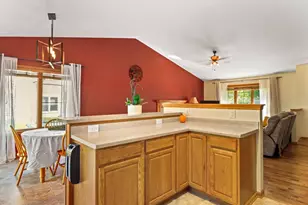 2338 Quartz Ln, Madison, WI 53719 - Photo 11
