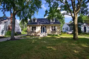 238 Kensington Dr, Madison, WI 53704 - Photo 1