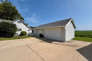 W9077 County Rd A, Delavan, WI 53115 - Photo 63