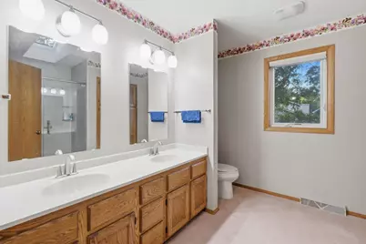 14 W Newhaven Circle, Madison, WI 53717 - Photo 23