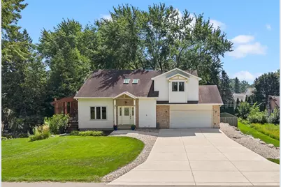 5591 Huntingwood Way, Waunakee, WI 53597 - Photo 1