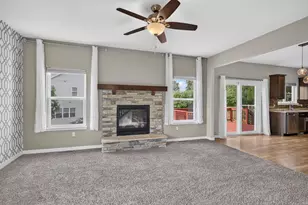 1369 Heritage Ln, Sun Prairie, WI 53590 - Photo 11