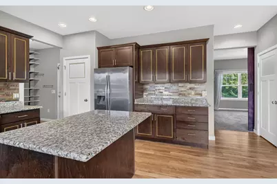 1369 Heritage Lane, Sun Prairie, WI 53590 - Photo 15