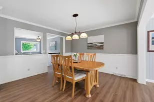 1182 Broadway Dr, Sun Prairie, WI 53590 - Photo 11