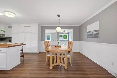 1182 Broadway Drive, Sun Prairie, WI 53590 - Photo 9