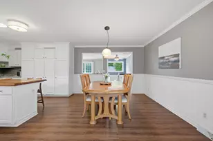 1182 Broadway Dr, Sun Prairie, WI 53590 - Photo 9
