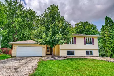 2727 Tami Trail, Fitchburg, WI 53711 - Photo 73
