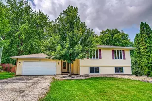 2727 Tami Trail, Fitchburg, WI 53711 - Photo 73