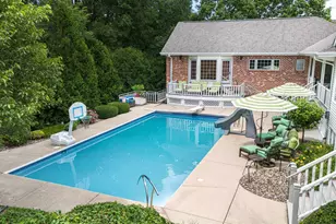 903 Thornecrest Dr, Janesville, WI 53546 - Photo 9