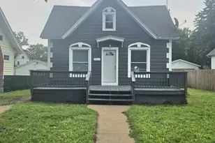 1021 Eigth St, Beloit, WI 53511 - Photo 1