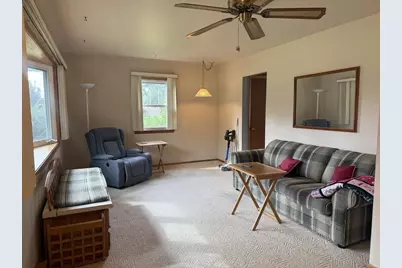 1021 S 14th Street, Prairie Du Chien, WI 53821 - Photo 3
