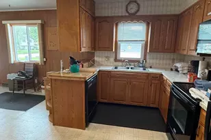 1021 S 14th St, Prairie Du Chien, WI 53821 - Photo 11