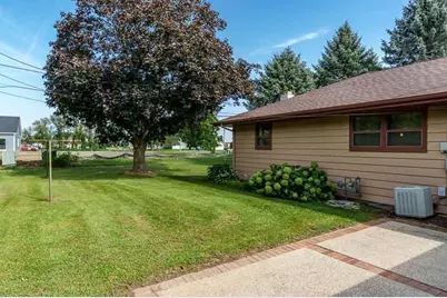 402 N Pine Street, Orfordville, WI 53576 - Photo 33