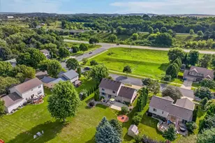 912 Questa Ridge Trail, Verona, WI 53593 - Photo 63
