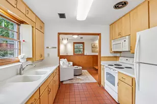 738 Western Ave, Madison, WI 53711 - Photo 17