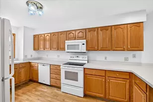 6 Village Homes Dr, Waunakee, WI 53597 - Photo 13