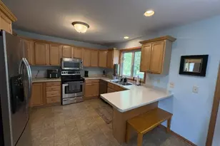 6802 Sunset Meadow Dr, Windsor, WI 53598 - Photo 9