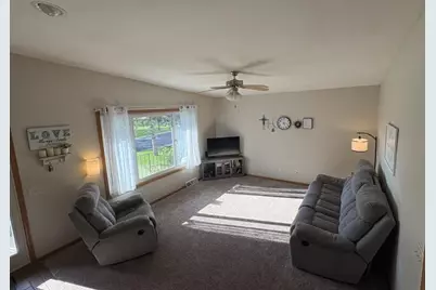 6802 Sunset Meadow Drive, Windsor, WI 53598 - Photo 7