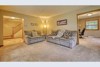 7315 Voss Parkway, Middleton, WI 53562 - Photo 5