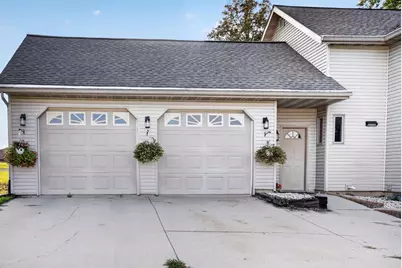 122 E Winnebago Street, Friesland, WI 53935 - Photo 25