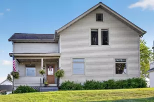 122 E Winnebago St, Friesland, WI 53935 - Photo 27