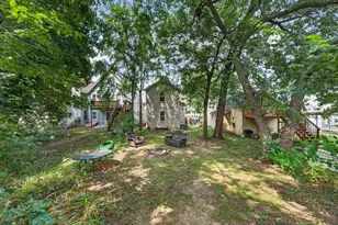 1123 Emerald St, Madison, WI 53715 - Photo 25