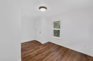 1123 Emerald St, Madison, WI 53715 - Photo 21