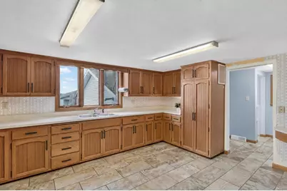 1270 Hillside Road, Edgerton, WI 53534 - Photo 11