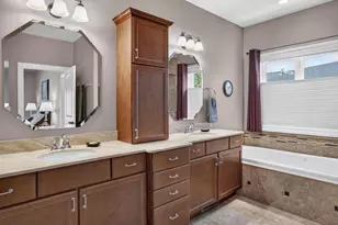 100 Autumnwood Cir, Mount Horeb, WI 53572 - Photo 25