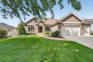 100 Autumnwood Cir, Mount Horeb, WI 53572 - Photo 1