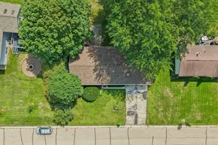 307 Meadowlark Cir, Deerfield, WI 53531 - Photo 37