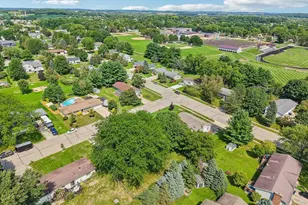 307 Meadowlark Cir, Deerfield, WI 53531 - Photo 41