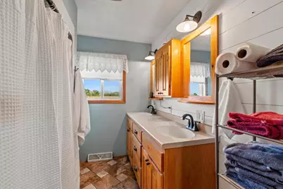 N5437 Blackbird Road, Beaver Dam, WI 53916 - Photo 11