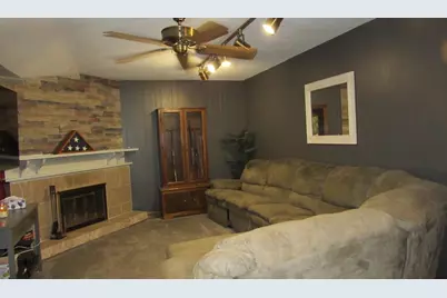 522 Sussex Drive, Janesville, WI 53546 - Photo 13