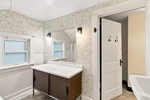 54 S Marquette St, Madison, WI 53704 - Photo 31