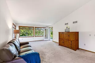 659 Kensington Square, Stoughton, WI 53589 - Photo 21