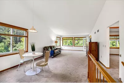 659 Kensington Square, Stoughton, WI 53589 - Photo 17