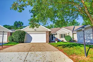 659 Kensington Square, Stoughton, WI 53589 - Photo 5