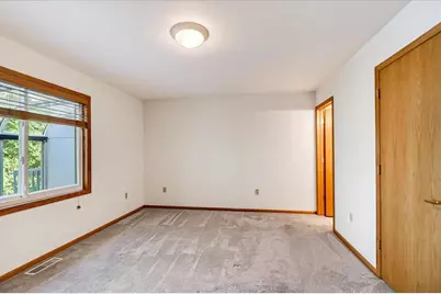 659 Kensington Square, Stoughton, WI 53589 - Photo 37