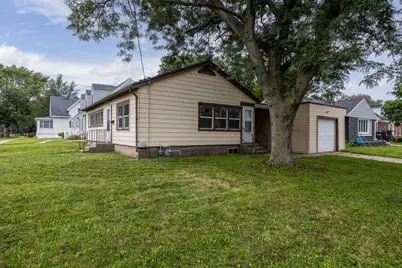 1855 Strong Avenue, Beloit, WI 53511 - Photo 3