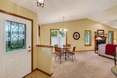 640 Springbrook Circle, DeForest, WI 53532 - Photo 9