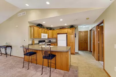 640 Springbrook Circle, DeForest, WI 53532 - Photo 19