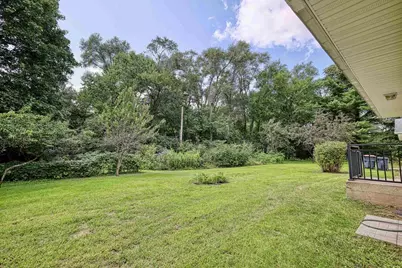 2012 S Terry Court, Beloit, WI 53511 - Photo 27
