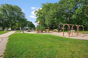 2252 Coolidge St, Madison, WI 53704 - Photo 45