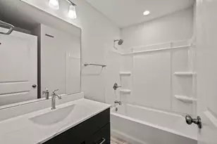 305 Michelle Ln, Cottage Grove, WI 53527 - Photo 31